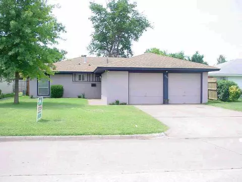 7708 NW 31st St, Bethany, OK 73008 photo 1