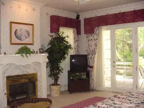2705 Summit Dr, Edmond, OK 73034 photo 9