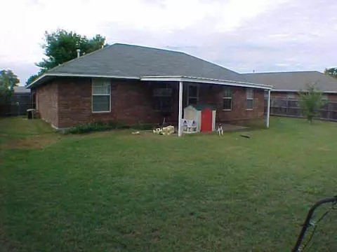 203 Vernice, Tuttle, OK 73089 photo 9