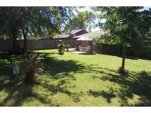 233 Cindy, Norman, OK 73071 photo 2