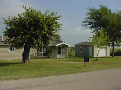 3105 E Silver City Rd, Tuttle, OK 73089 photo 2