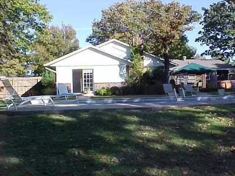 901 N Hampton Rd, Harrah, OK 73045 photo 2