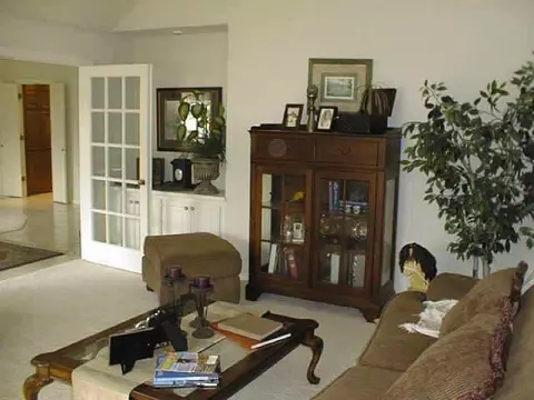 2416 Redvine Rd, Edmond, OK 73034 photo 2