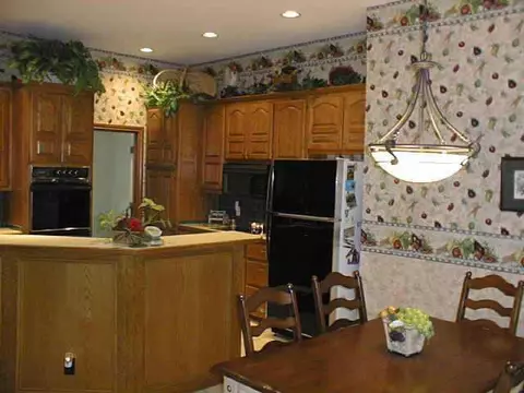 2416 Redvine Rd, Edmond, OK 73034 photo 4