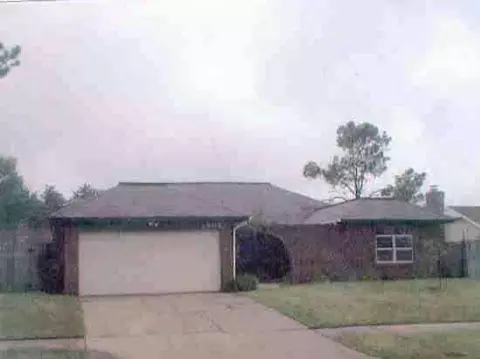 1608 Northcrest, Norman, OK 73071 photo 1
