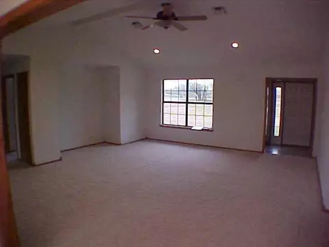 3513 E Fox Ln, Tuttle, OK 73089 photo 7