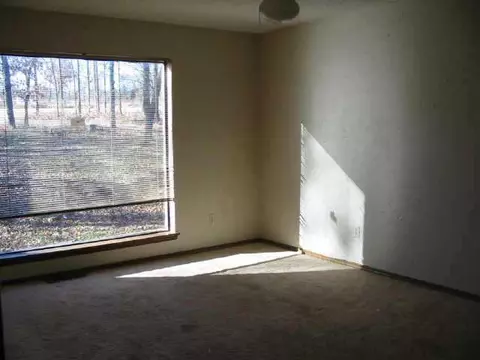 6900 N Dobbs Rd, Harrah, OK 73045 photo 5