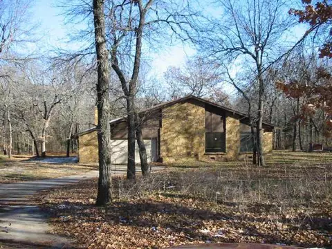 6900 N Dobbs Rd, Harrah, OK 73045 photo 1