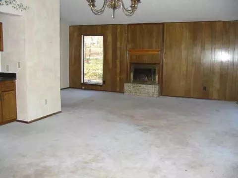6900 N Dobbs Rd, Harrah, OK 73045 photo 2