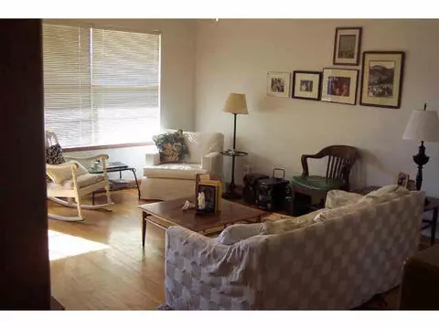 35 E 13th, Edmond, OK 73034 photo 4