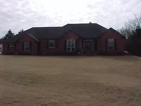 201 Loblolly Ln, Newcastle, OK 73065 photo 2