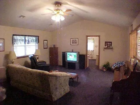 404 SW 4th, Tuttle, OK 73089 photo 5
