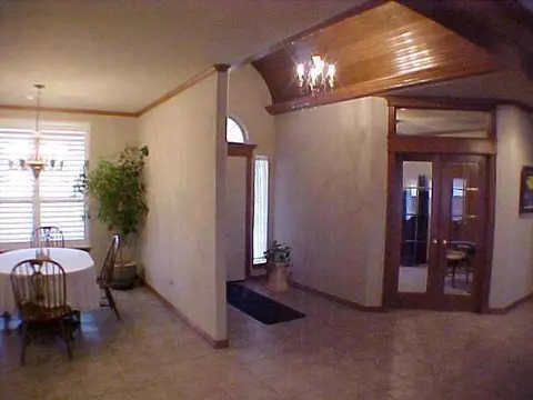 800 Grandview, Tuttle, OK 73089 photo 3