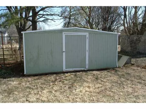 106 12th St, Edmond, OK 73034 photo 2