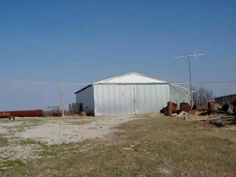 29402 Redskin Rd, Mcloud, OK 74851 photo 2