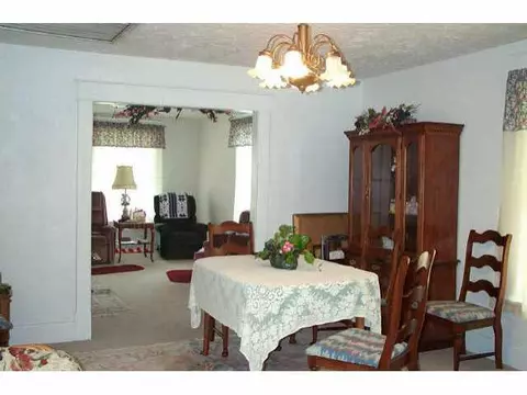 309 S 4 Th-eufaula, Eufaula, OK 74432 photo 3