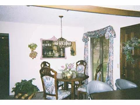 616 Deano Dr, Tuttle, OK 73089 photo 4