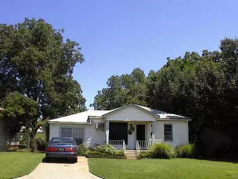 111 E 12th, Edmond, OK 73034 photo 1