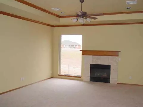 4309 Nugget Ln, Tuttle, OK 73089 photo 3