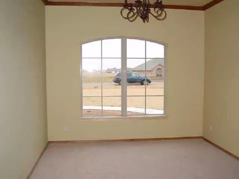 4309 Nugget Ln, Tuttle, OK 73089 photo 2