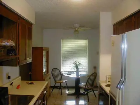 3953 S Dobbs Rd, Harrah, OK 73045 photo 2
