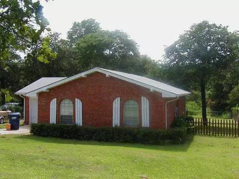 3953 S Dobbs Rd, Harrah, OK 73045 photo 1
