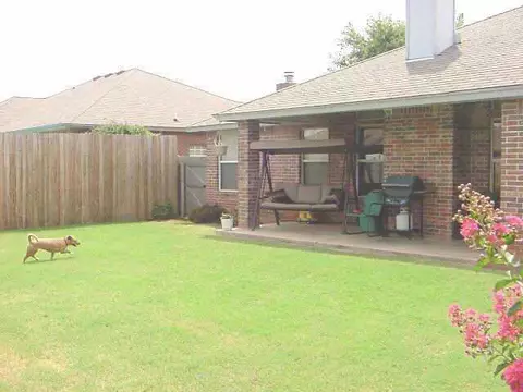 10017 Dover Dr, Yukon, OK 73099 photo 7