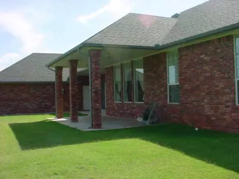 103 Pinyon Cir, Tuttle, OK 73089 photo 7