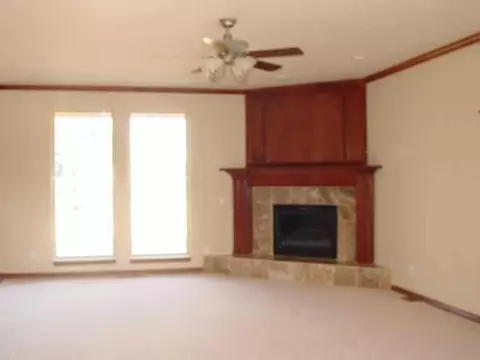 5208 Pheasant Pointe Dr, Edmond, OK 73034 photo 2