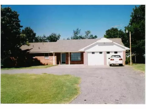 1237 Co Rd 1370, Chickasha, OK 73018 photo 1