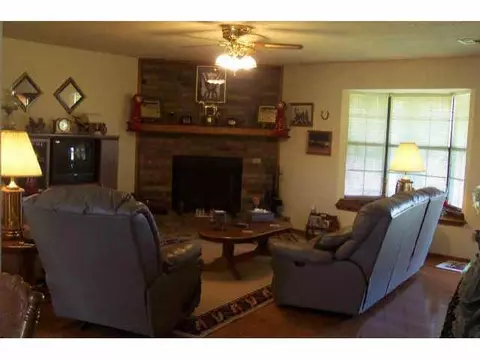 2001 Arthur, Guthrie, OK 73044 photo 2