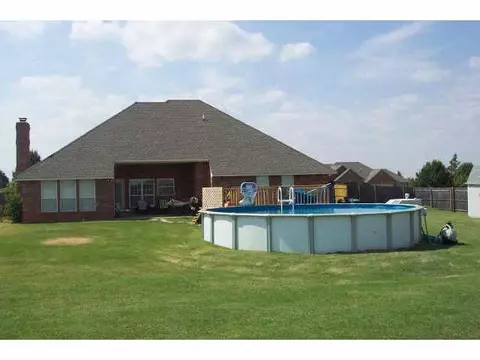 1914 N Kyle, Guthrie, OK 73044 photo 9