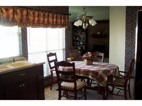 1914 N Kyle, Guthrie, OK 73044 photo 7