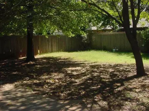 3918 Pine Tree Cir, Norman, OK 73072 photo 5