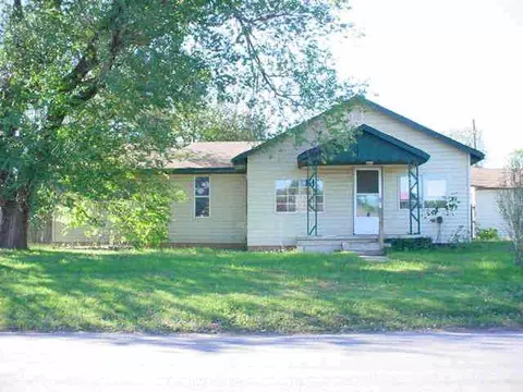 405 S Cimarron Rd, Tuttle, OK 73089 photo 1