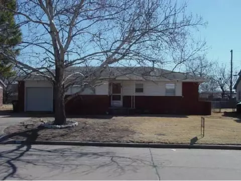809 Barbour, Norman, OK 73069 photo 1