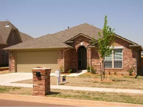 2409 S Arbor Dr, Norman, OK 73071 photo 1