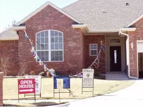 2101 Wheaton, Norman, OK 73071 photo 2