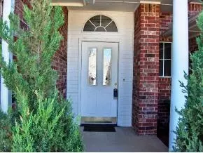 2825 Brompton Dr, Norman, OK 73072 photo 2