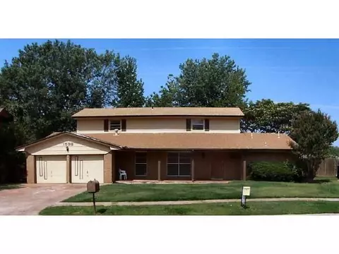 1508 Oakcliff, Norman, OK 73071 photo 1