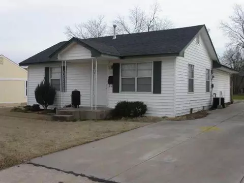 36 9th St, Edmond, OK 73013 photo 1