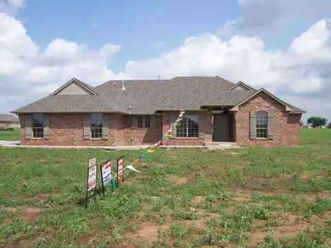 4205 Nugget, Tuttle, OK 73089 photo 2