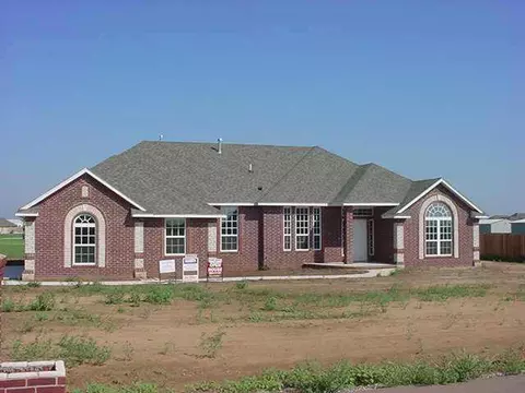 4111 Stardust Ln, Tuttle, OK 73089 photo 1