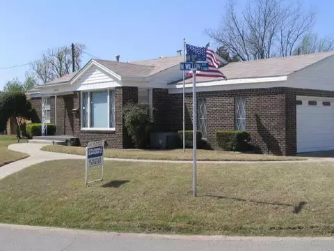 5215 N Willow, Bethany, OK 73008 photo 1