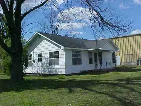 219 S Seifried, Wayne, OK 73095 photo 1