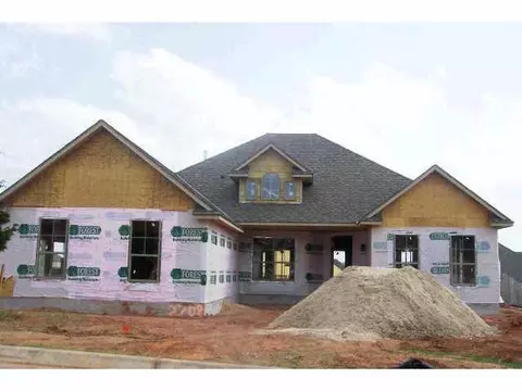 2708 Saddleback Dr, Edmond, OK 73034 photo 2