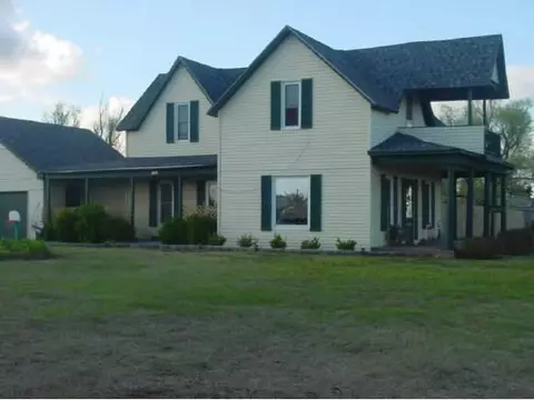 308 Main St, Bessie, OK 73622 photo 1