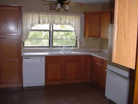 619 SE 28th, Edmond, OK 73013 photo 3