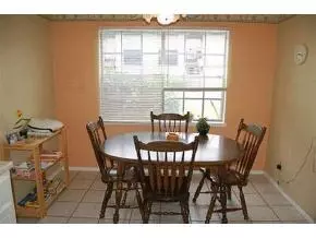 1717 Lindsey, Norman, OK 73071 photo 3