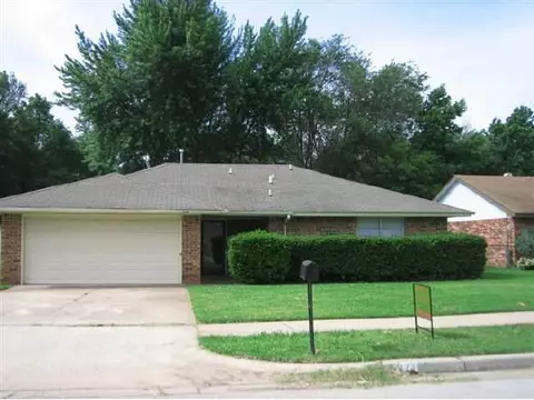 2124 Whiteoak Cir, Norman, OK 73071 photo 1